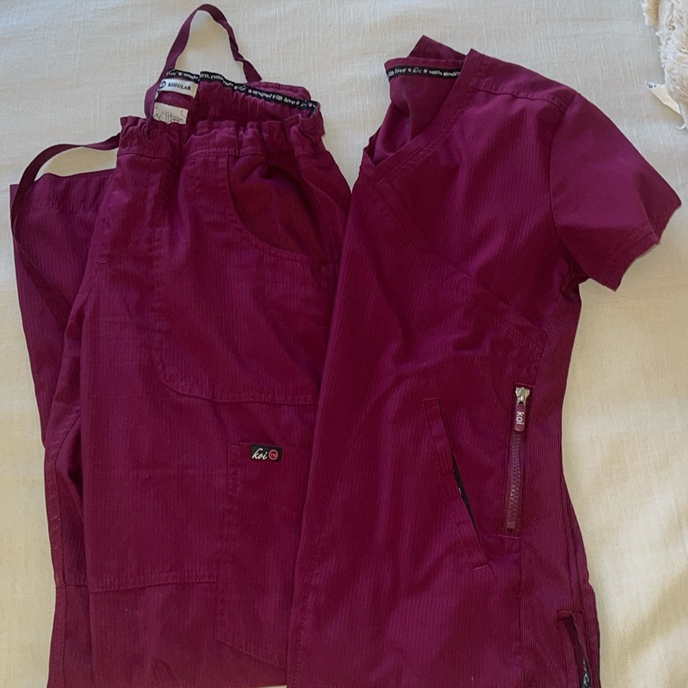 Koi Lite Scrub Bundle